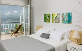 180° Bay Views